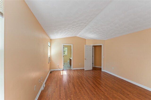 75 Ridgewood Ln, South Kingstown, RI 02879