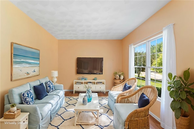 75 Ridgewood Ln, South Kingstown, RI 02879