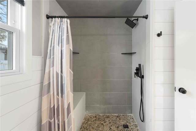 6 Flanders St, Johnston, RI 02919 - bathroom with a tile shower