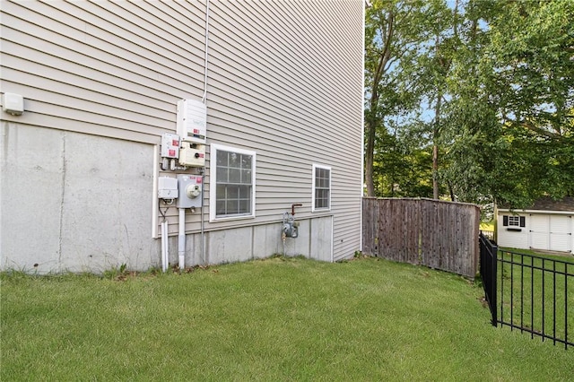 29 Gilcrest Dr, West Warwick, RI 02893 - view of yard