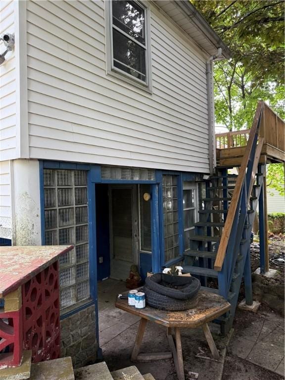 16 Horton St, Providence, RI 02904 - view of property exterior with stairs