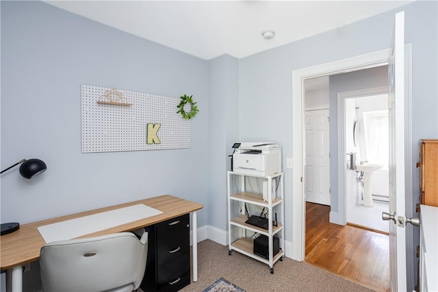 6 Pond Ave, Newport, RI 02840 - office space featuring baseboards