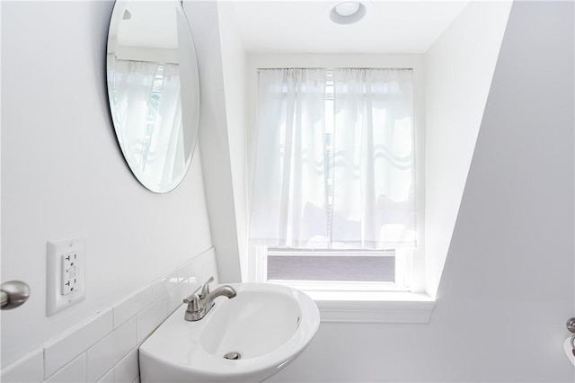 6 Pond Ave, Newport, RI 02840 - bathroom featuring a sink
