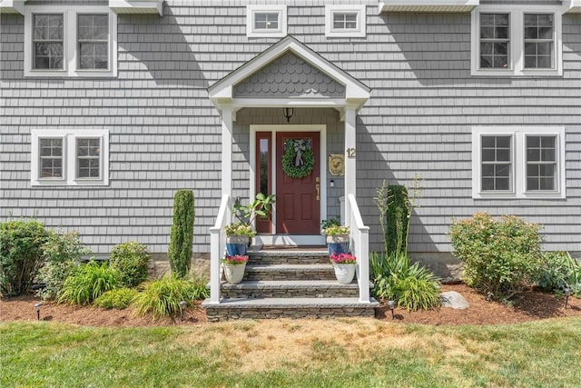 12 Windward Cir, Warwick, RI 02889 - property entrance