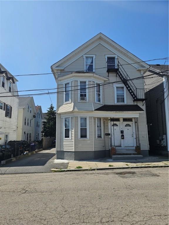 10 Kossuth St, Providence, RI 02909 - photo 1
