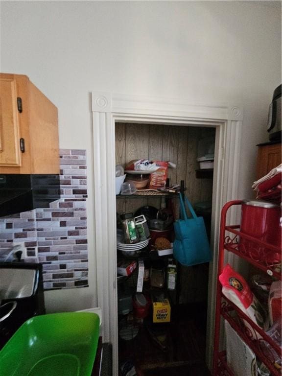 10 Kossuth St, Providence, RI 02909 - photo 28