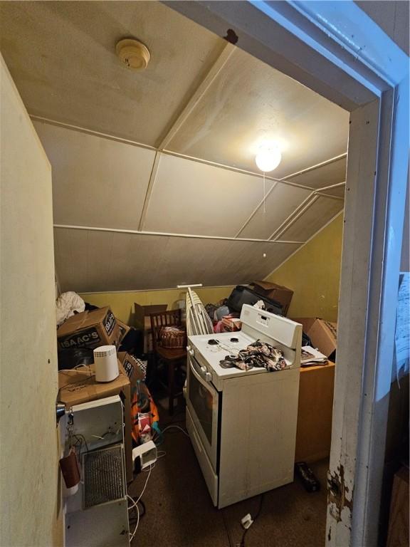 10 Kossuth St, Providence, RI 02909 - photo 38