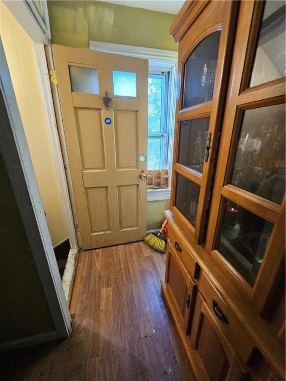 10 Kossuth St, Providence, RI 02909 - photo 29