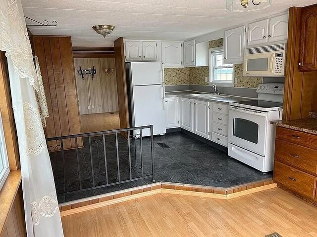 10 Ln 7, Coventry, RI 02816 - photo 12