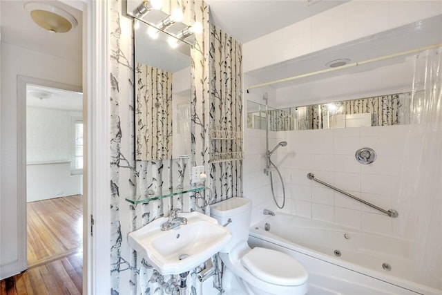 7 Doane Ave, Providence, RI 02906 - photo 26