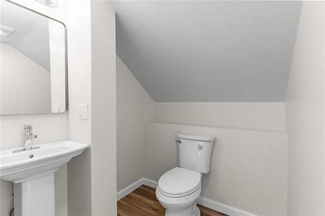335 Carter Ave, Pawtucket, RI 02861 - photo 23