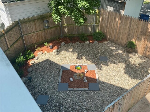 26 Anchor St, Providence, RI 02908 - view of yard