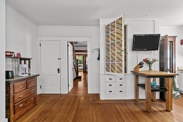 32 Thurston Ave Unit A, Newport, RI 02840 - bedroom with hardwood / wood-style flooring and ornamental molding
