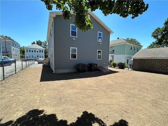 37 Clifton St, Central Falls, RI 02863 - photo 3