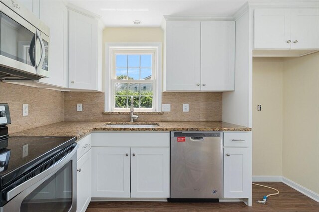 208 W View Rd, Middletown, RI 02842 - photo 21