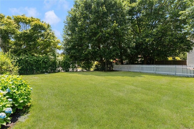 208 W View Rd, Middletown, RI 02842 - photo 37