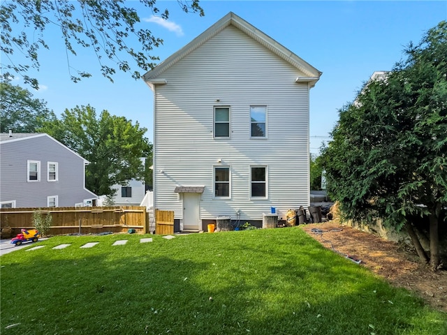 65 Lancaster St Unit 1, Providence, RI 02906 - rear view of property