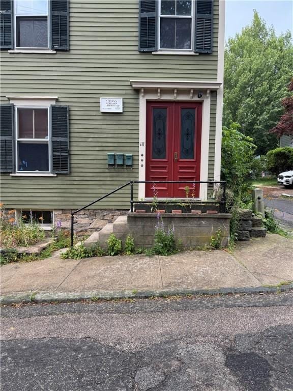 18 Barney St, Barney Court, Newport, RI 02840 - photo 2