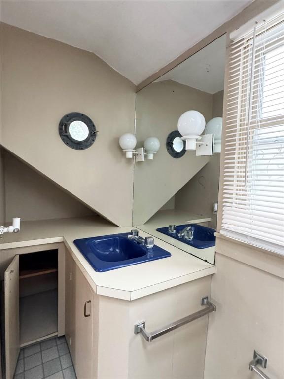 18 Barney St, Barney Court, Newport, RI 02840 - photo 23