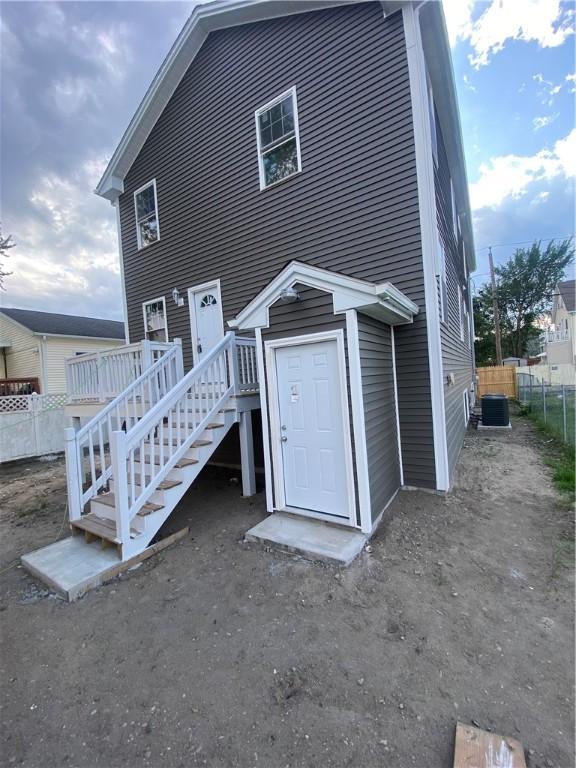 4 Halton St, Providence, RI 02907 - back of property
