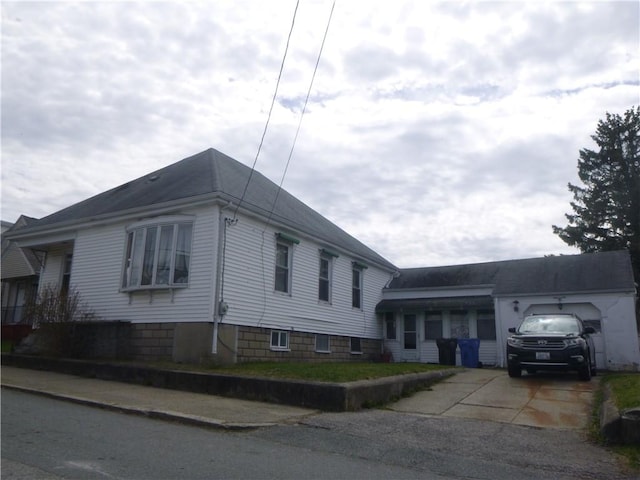 92 Old Oak Ave, Cranston, RI 02920 - photo 3