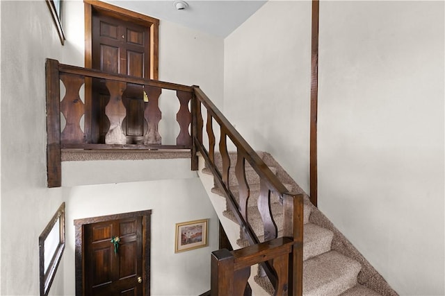 129 Academy Ave, Providence, RI 02908 - view of stairs