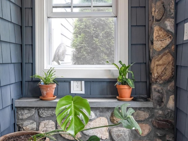 96 Ashaway Rd, Westerly, RI 02891 - detailed view