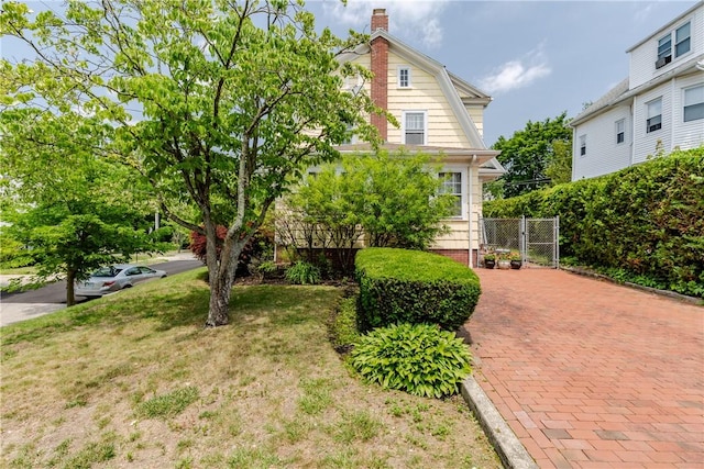 65 Lyndhurst Ave, Providence, RI 02908 - view of yard featuring a gate
