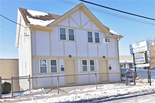 862 Charles St, North Providence, RI 02904