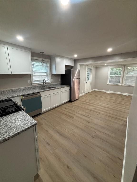 79 Memorial Dr, Pawtucket, RI 02860 - photo 4