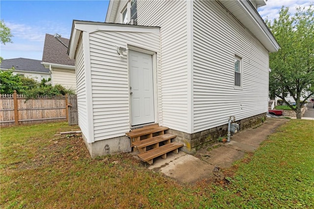 31 Stadden St, Providence, RI 02907 - view of home's exterior with entry steps and a shingled roof