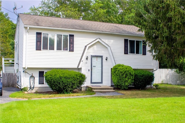 14 Drawbridge Dr, West Warwick, RI 02893 - bi-level home featuring roof with shingles