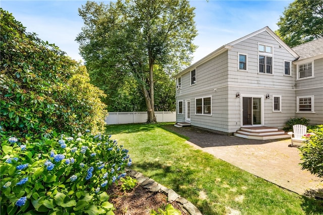 36 Kay Blvd, Newport, RI 02840 - back of property