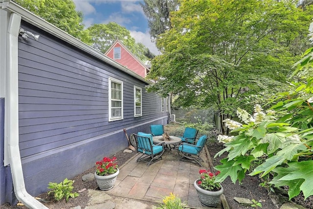 2 Burrs Ln, Providence, RI 02904