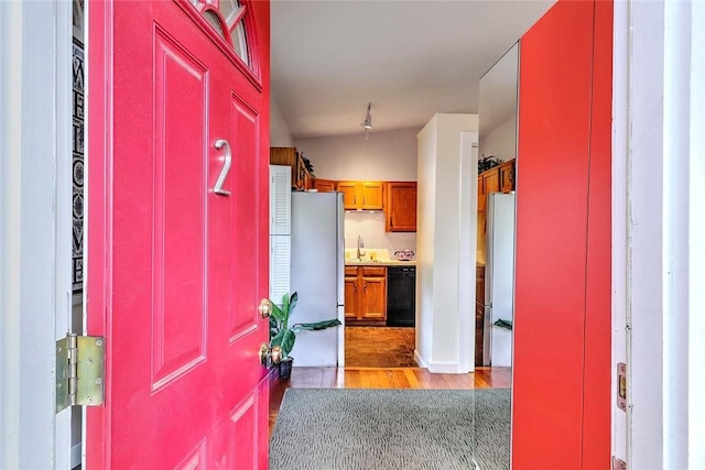 2 Burrs Ln, Providence, RI 02904