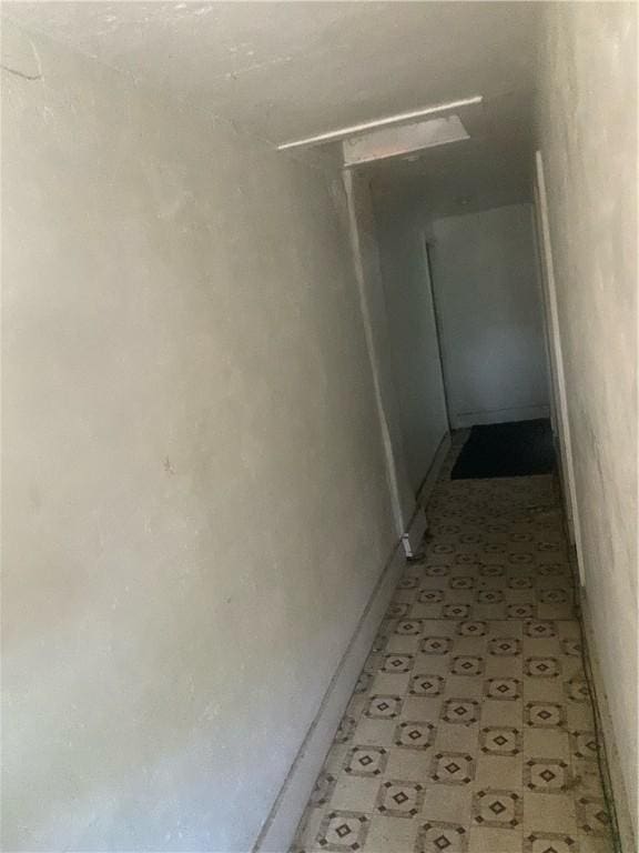 195 Bellevue Ave, Providence, RI 02907 - corridor featuring light floors and baseboards