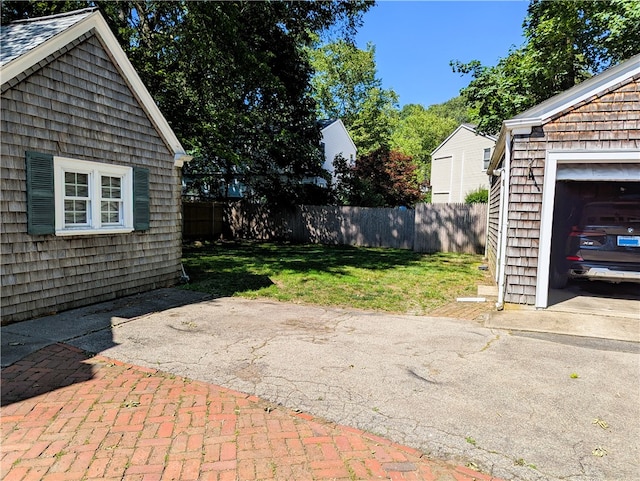 125 Roger Williams, East Providence, RI 02916 - view of yard with an outdoor structure