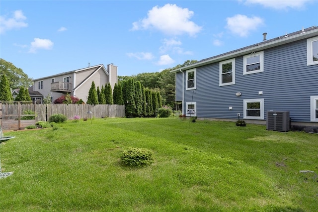 151 Mohawk Trl, Cranston, RI 02921 - view of yard
