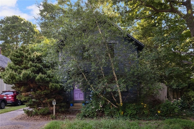 52 Spring St, South Kingstown, RI 02879 - view of property exterior