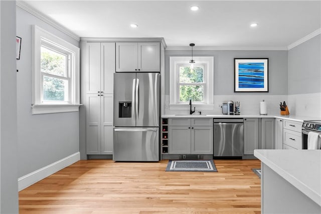16 Congdon Ave, Newport, RI 02840 - photo 4