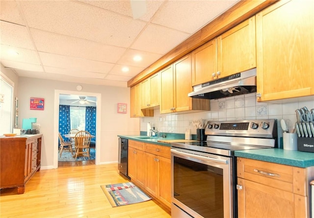 130 Knowlesway Ext, Narragansett, RI 02882 - kitchen featuring electric range, under cabinet range hood, a paneled ceiling, tasteful backsplash, and black dishwasher