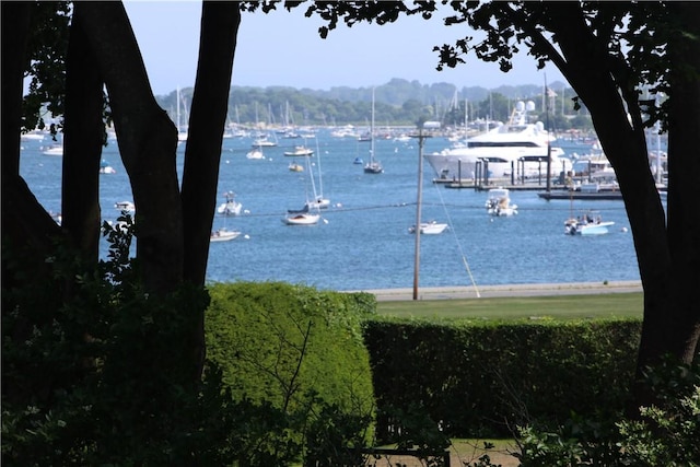 35 Bryer Ave, Jamestown, RI 02835 - photo 2