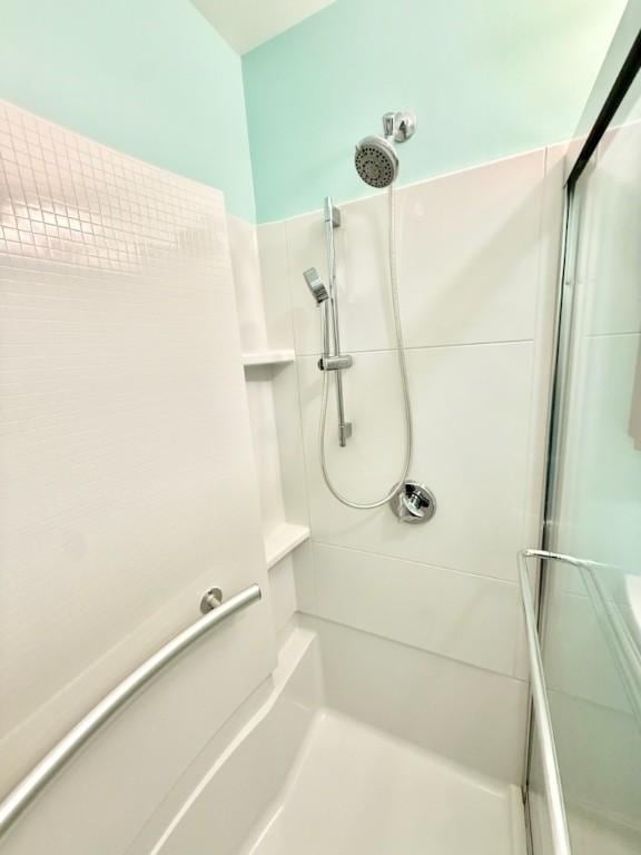 117 Wolcott Ave, Middletown, RI 02842 - photo 16