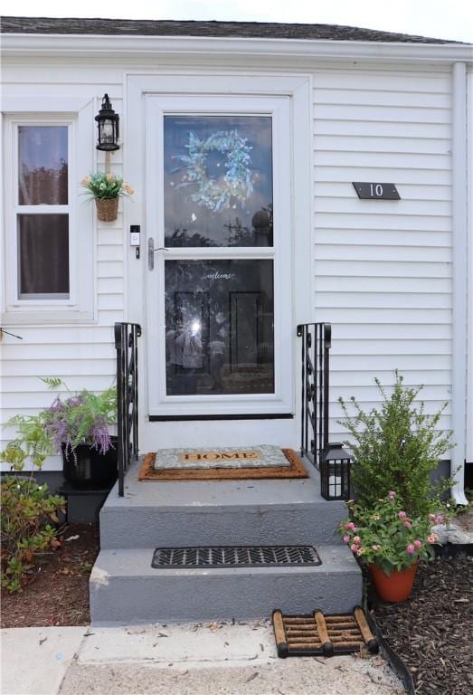 10 Park Way, Lincoln, RI 02838 - entrance to property