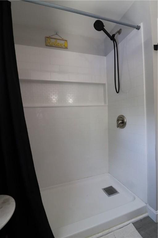 10 Park Way, Lincoln, RI 02838 - full bathroom featuring a tile shower