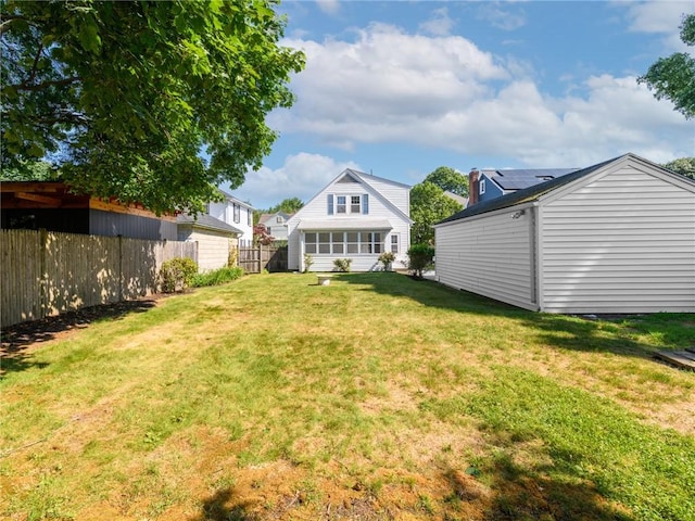 155 Hillside Ave, Providence, RI 02906 - view of yard featuring an outbuilding