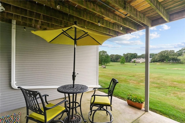 76 Valley Green Ct Unit B, North Providence, RI 02904 - view of patio / terrace