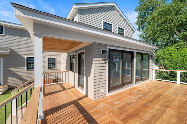 26 Westmoreland St, Narragansett, RI 02882 - view of wooden terrace