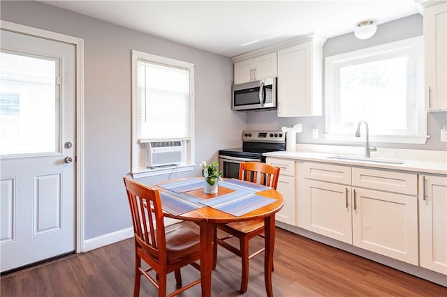 335 Evergreen St, Pawtucket, RI 02861 - photo 4