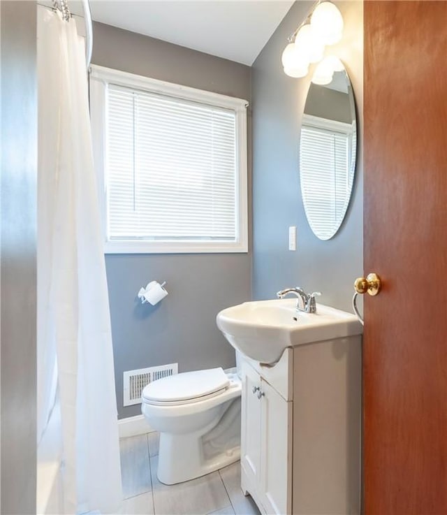 335 Evergreen St, Pawtucket, RI 02861 - photo 10